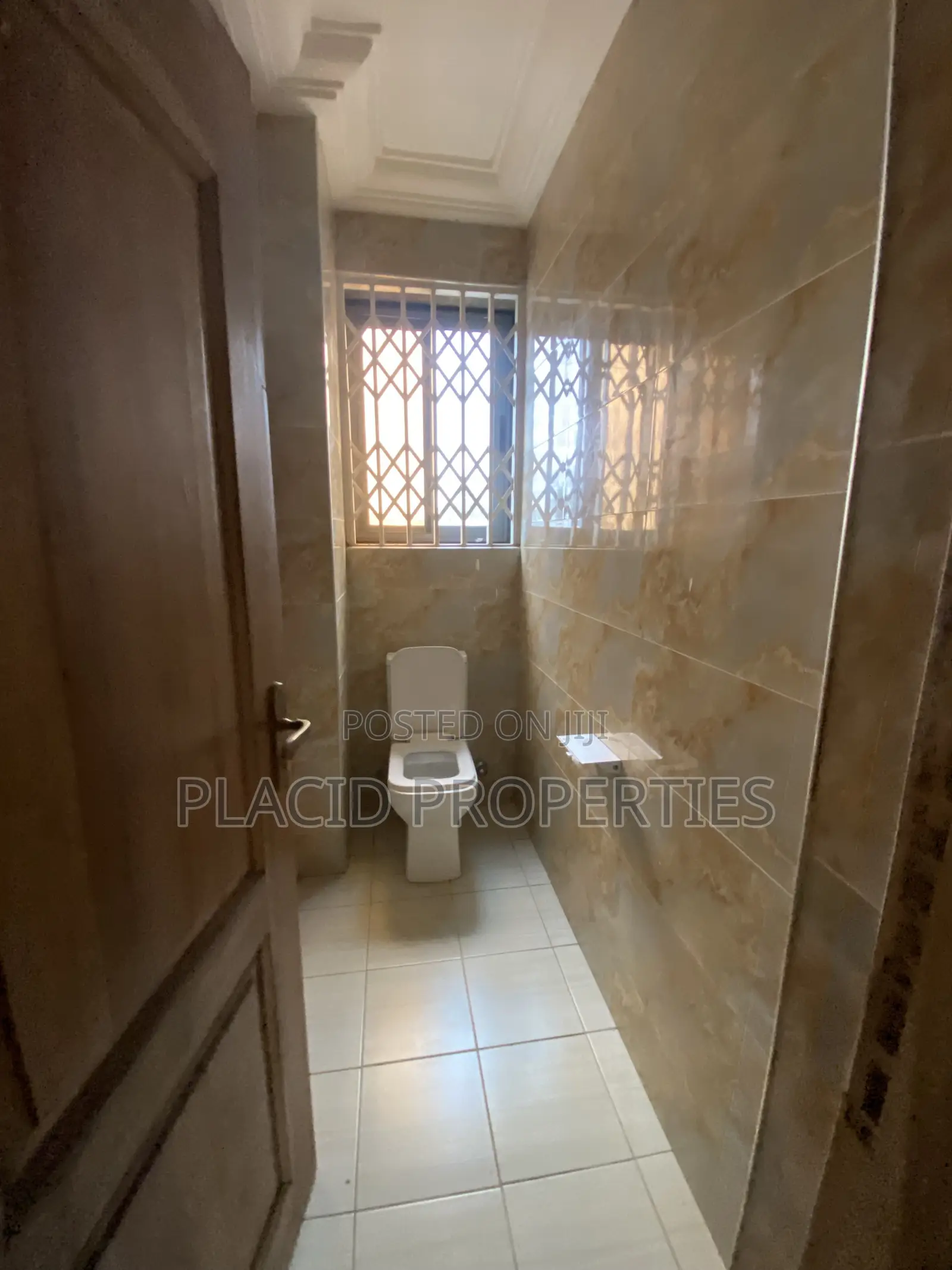 1bdrm Apartment in Ofankor Barrier for rent