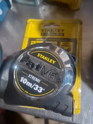 STANLEY FatMax Xtreme 10m / 33ft Tape Measure Model 33-896 / 0-33-896