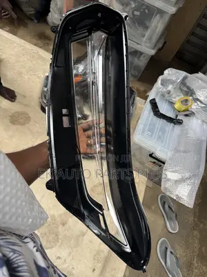Honda CRV Headlight Glass/Face 2023 2024 2025