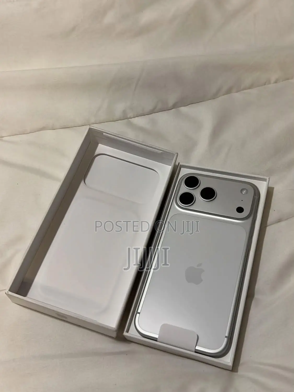 Apple iPhone 17 Pro Max 256 GB Silver