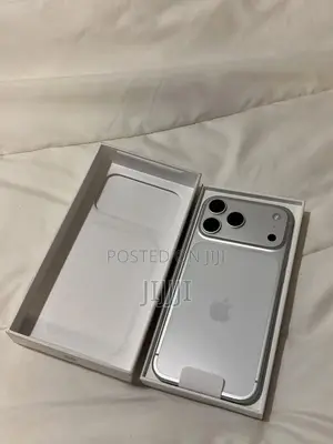 Apple iPhone 17 Pro Max 256 GB Silver