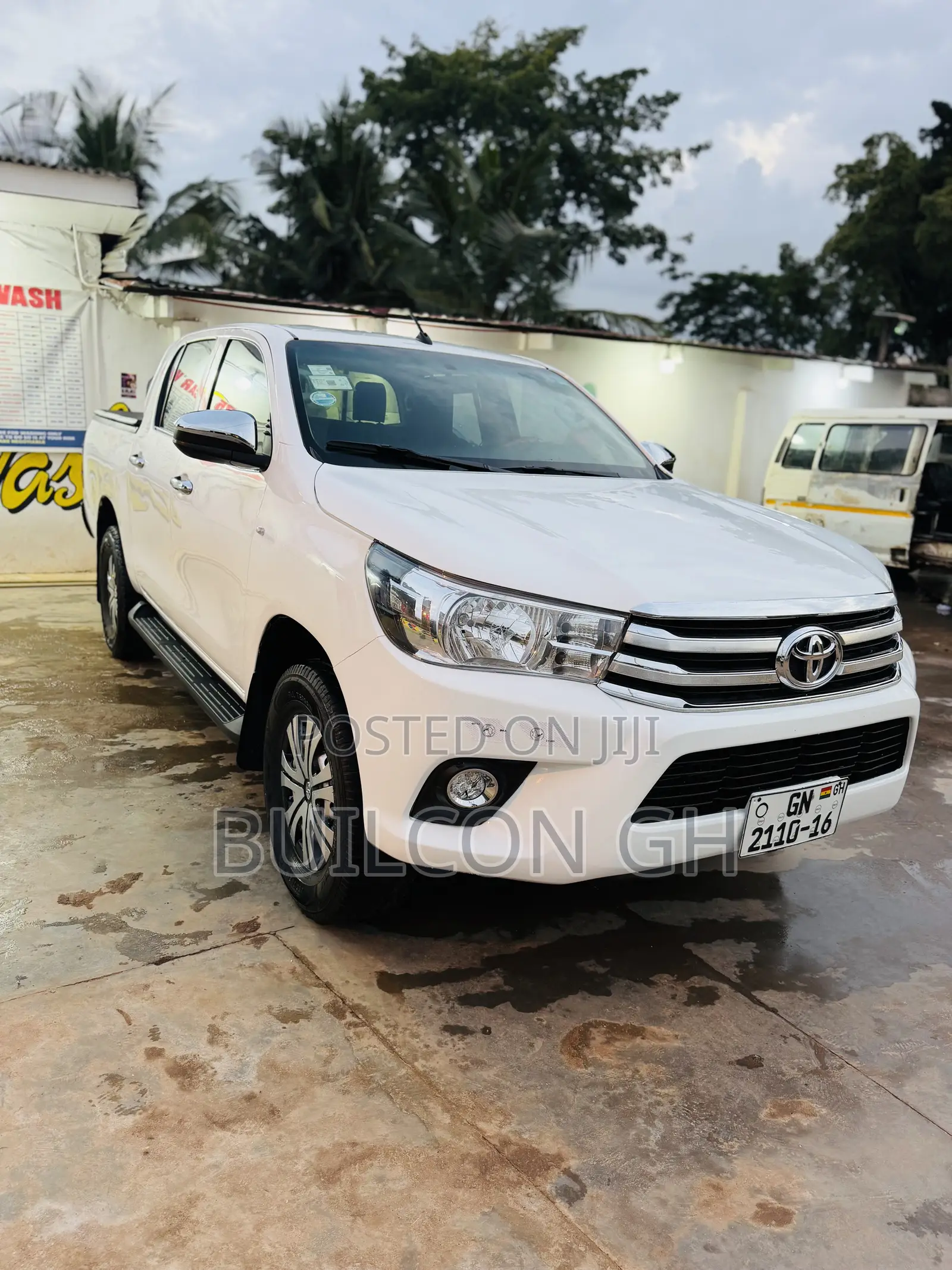 Toyota Hilux Revo Double Cab Deisel 2.8 AWD 2017 White
