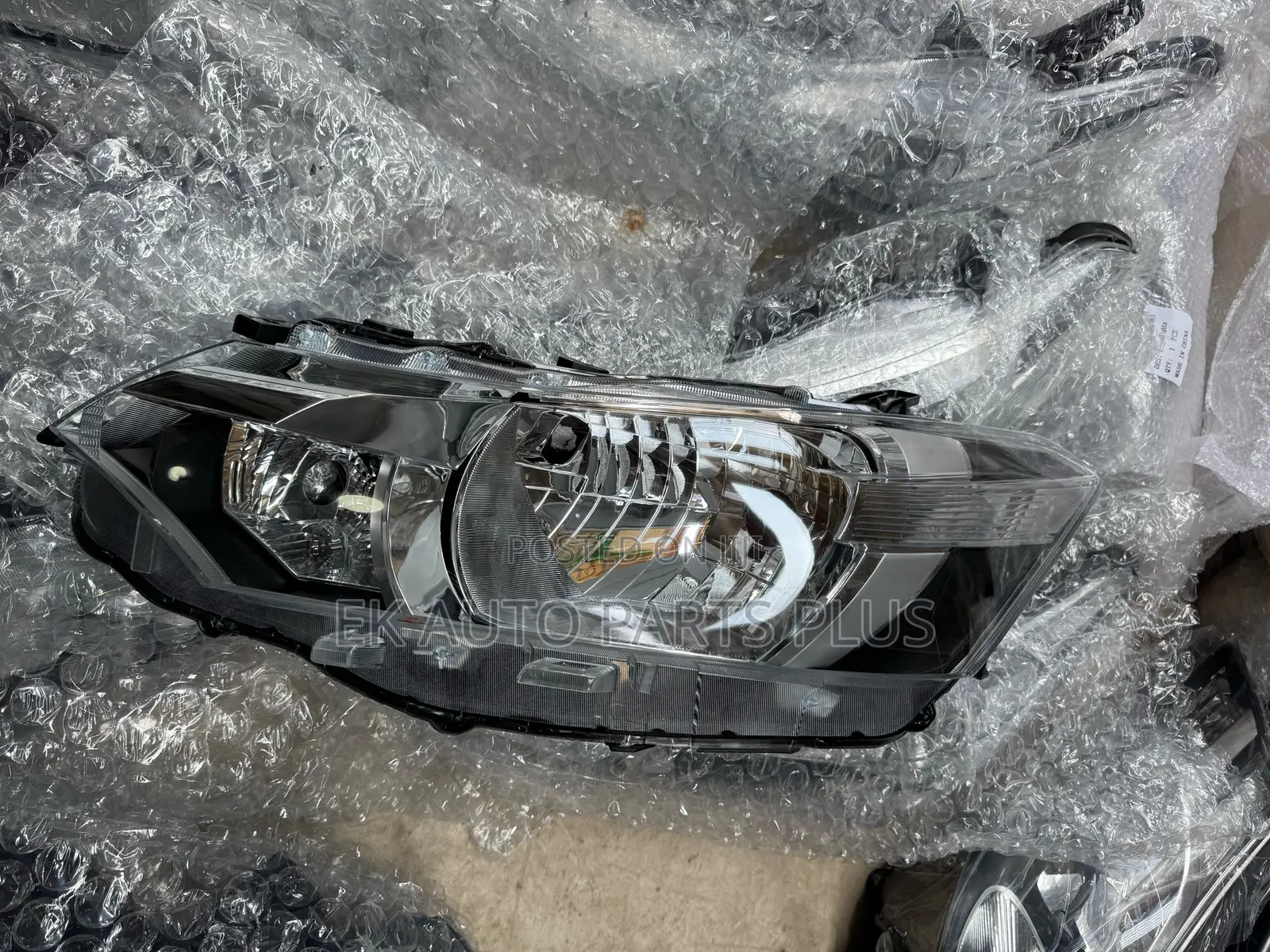 Toyota Yaris/Belta/Vios Headlight 2013 2014 2015 2016 2017