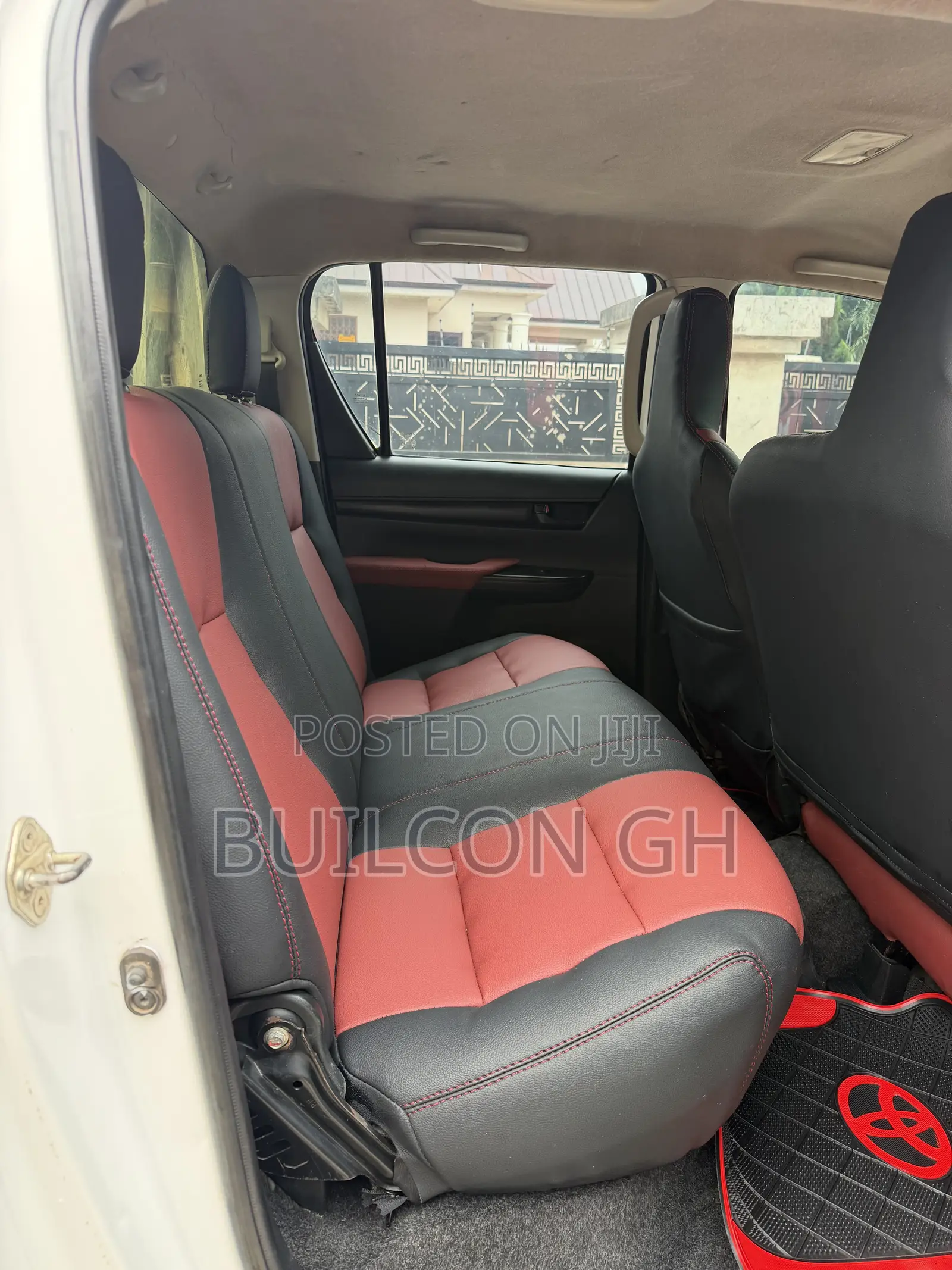Toyota Hilux Revo Double Cab Deisel 2.8 AWD 2017 White
