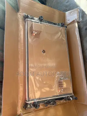 Toyota Camry Water Tank Radiator 2018 2019 2020 2021 2022 2023 2024