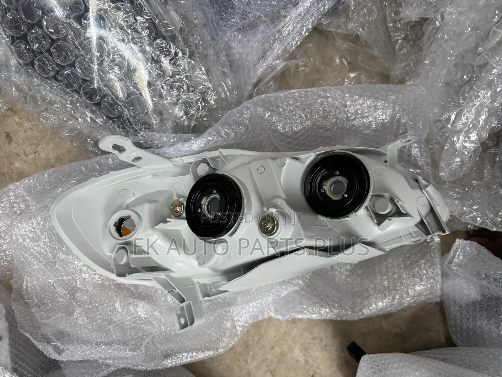 Toyota Corolla Headlight 2005 2006 2007 2008