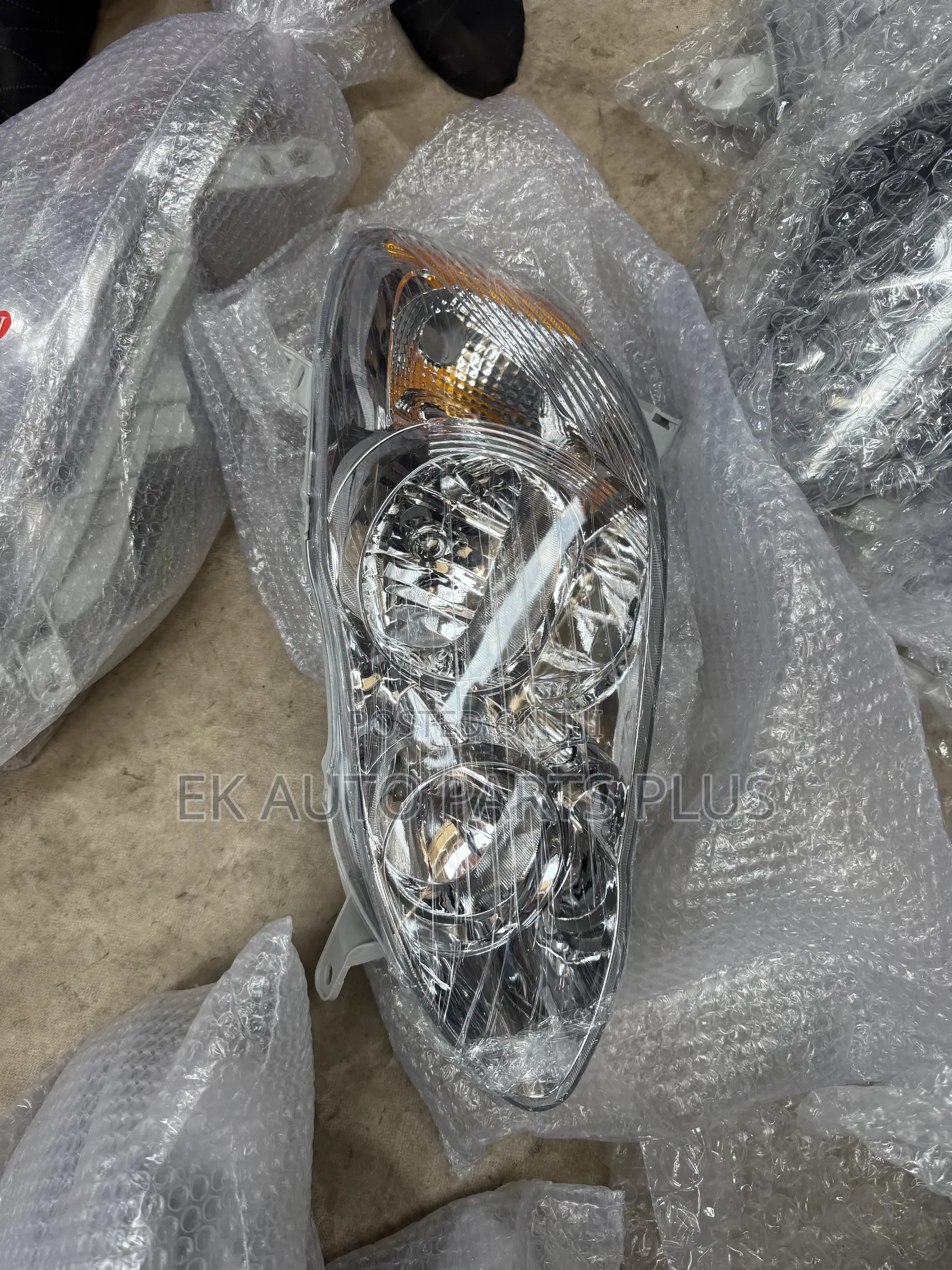 Toyota Corolla Headlight 2005 2006 2007 2008