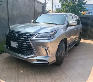 Lexus LX 570 AWD 2021 Ivory