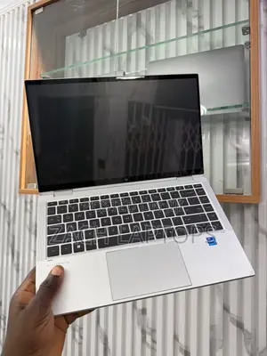 Laptop HP EliteBook 1040 G8 16GB Intel Core i7 SSD 512GB