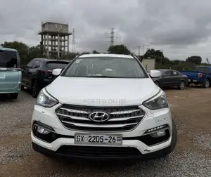 Hyundai Santa Fe SE AWD 2017 White
