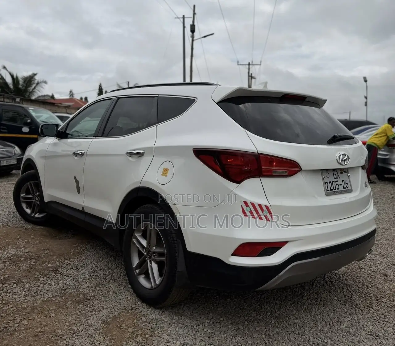 Hyundai Santa Fe SE AWD 2017 White