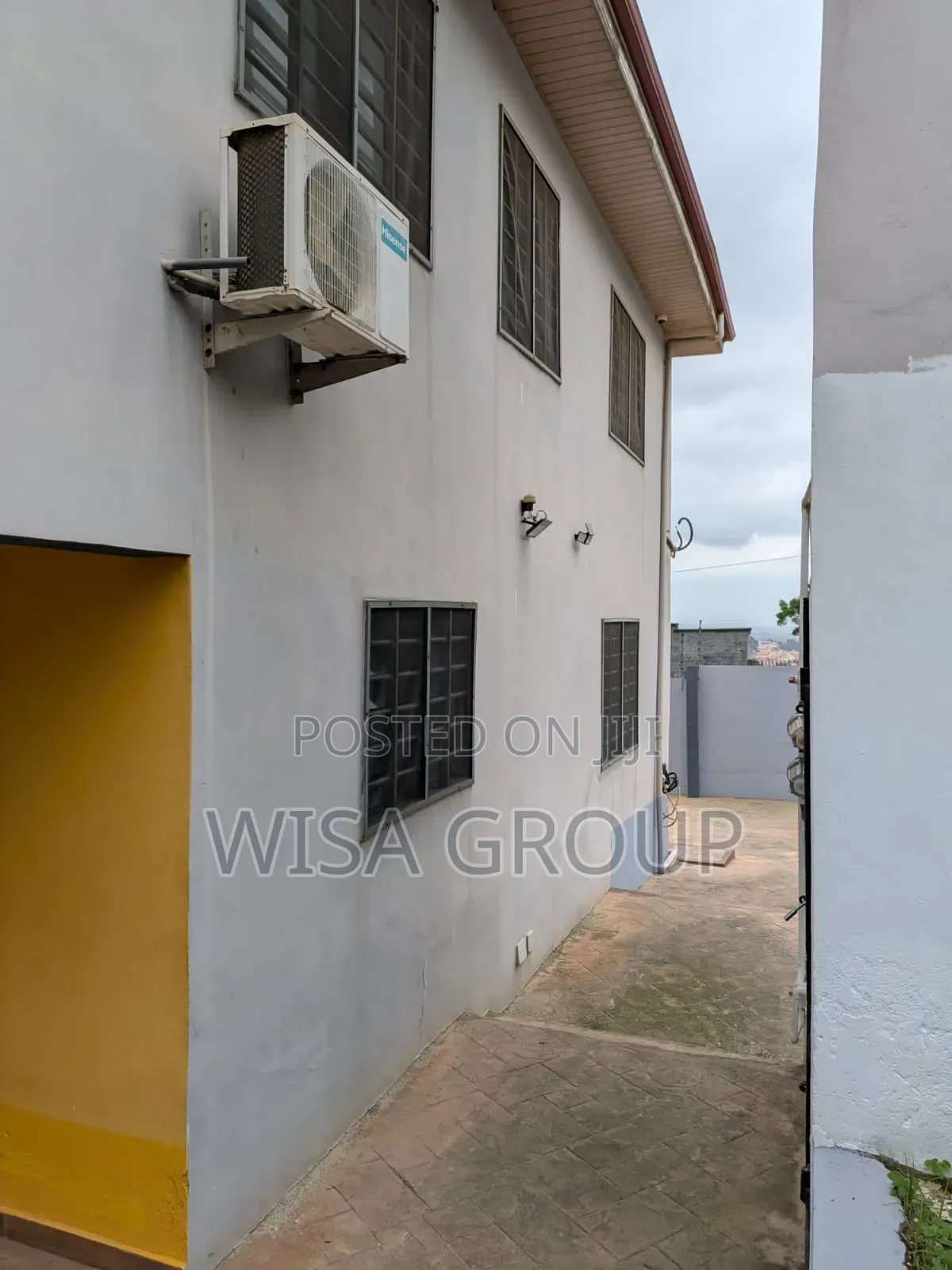 4bdrm Duplex in Wisa Group, Accra Metropolitan for rent