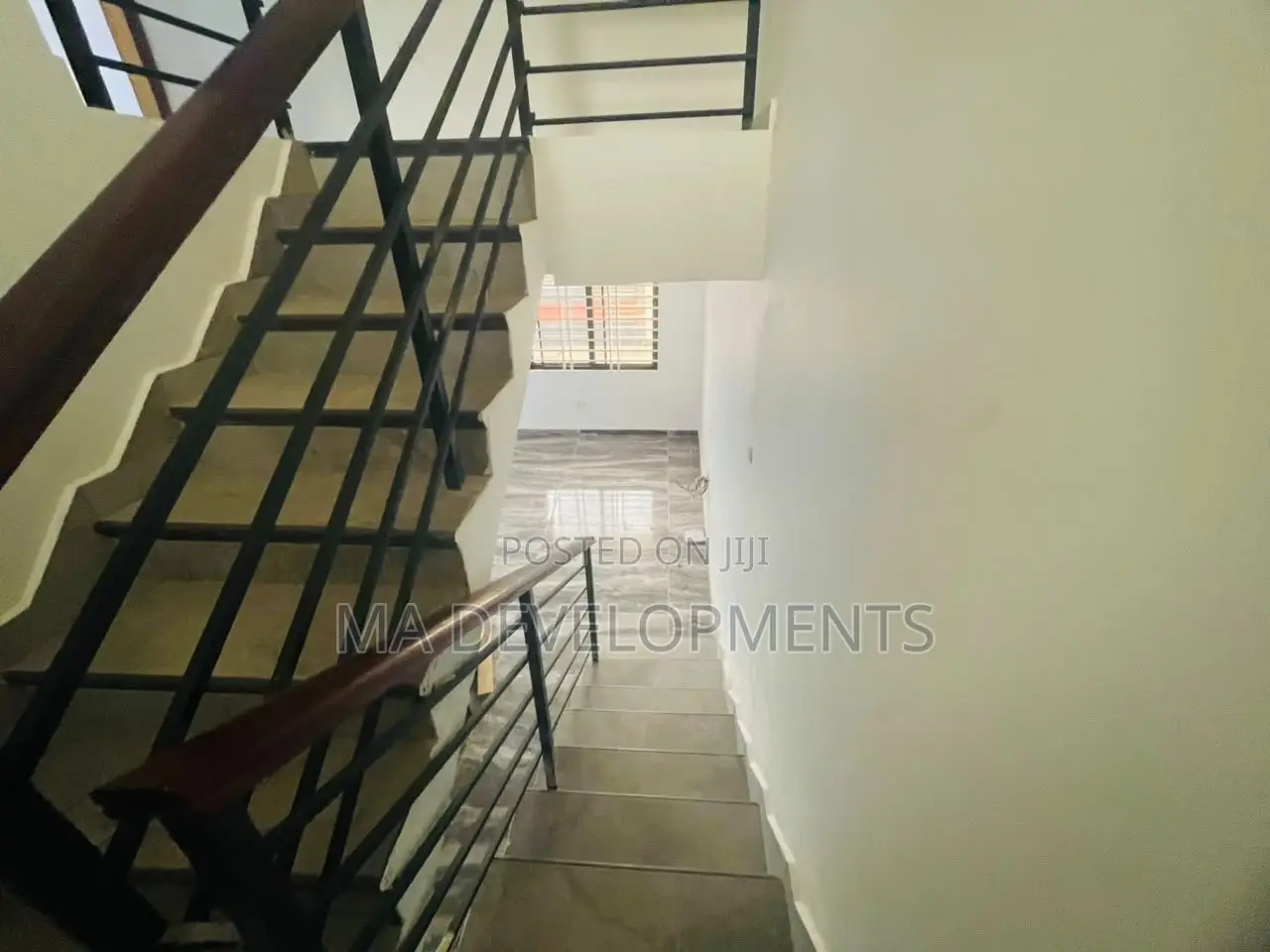 3bdrm House in Madev Realty, Achimota for rent