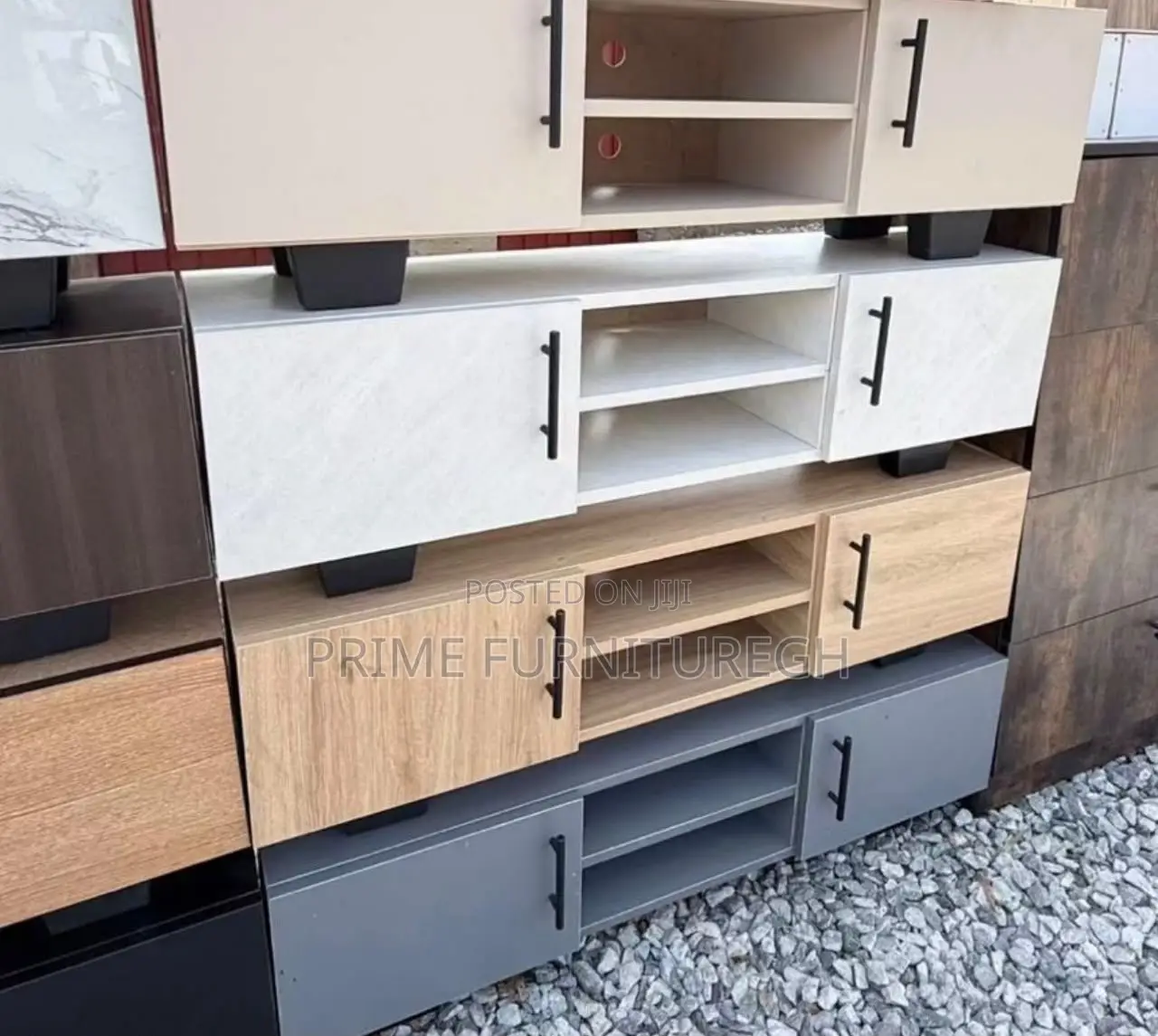 Laminated Wood TV Stand 5ft