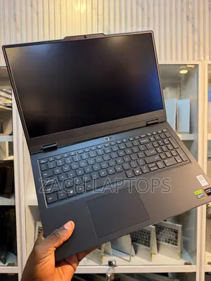 New Laptop Lenovo LOQ 15AHP10 16GB AMD Ryzen 7 SSD 512GB