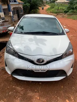 Toyota Vitz 1.3 FWD 5dr 2015 White
