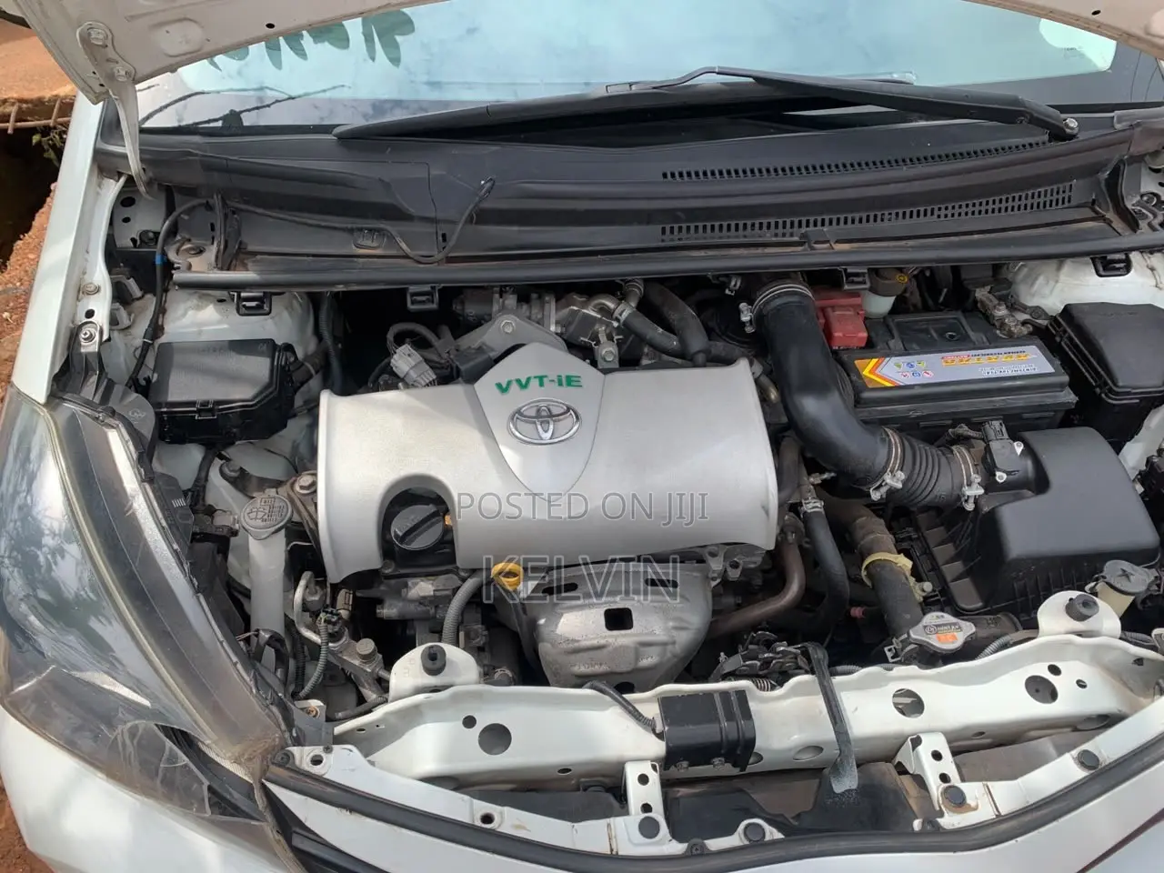 Toyota Vitz 1.3 FWD 5dr 2015 White