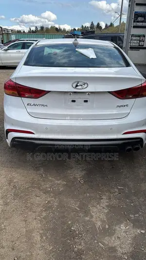 Hyundai Elantra Sport 2018 White