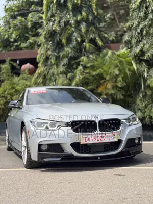 BMW 330i 2018 Silver