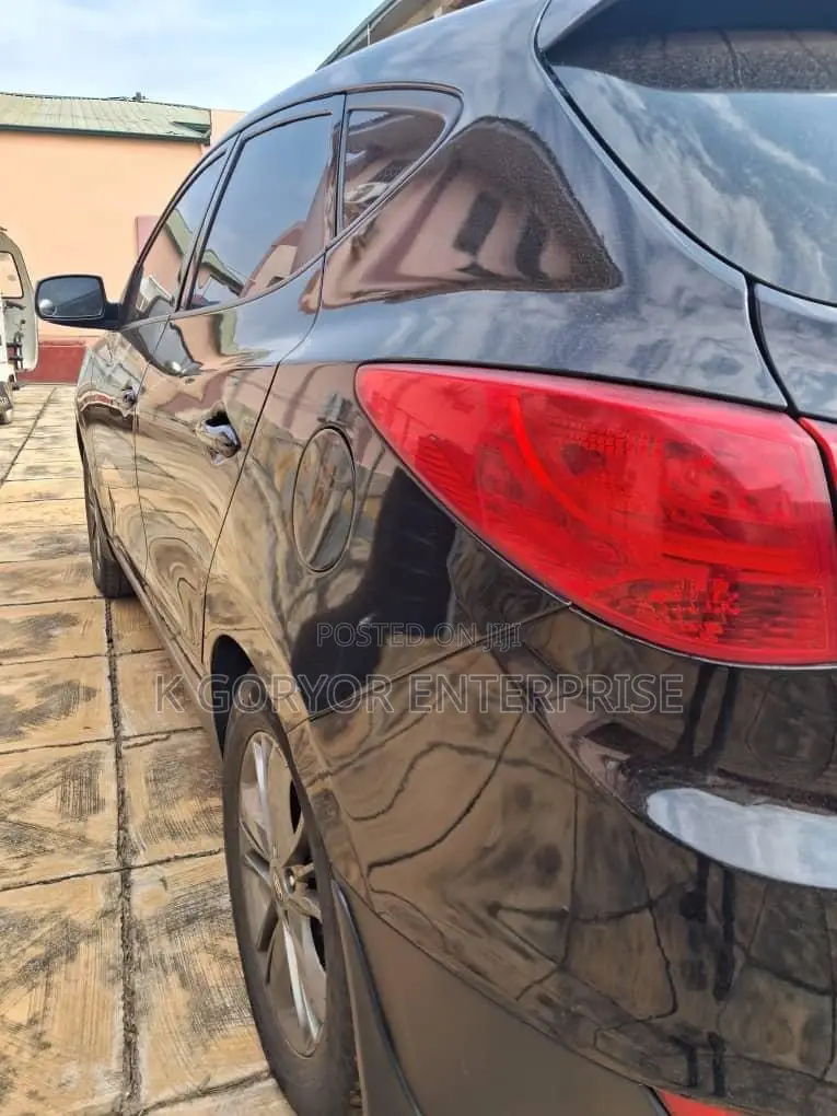 Hyundai Tucson 2015 Black