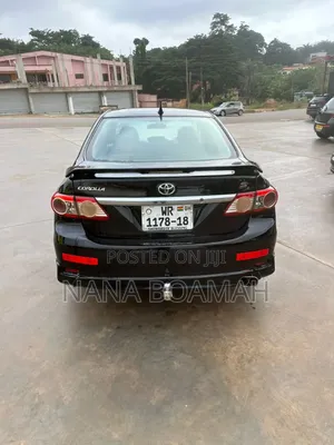 Toyota Corolla 2013 Black