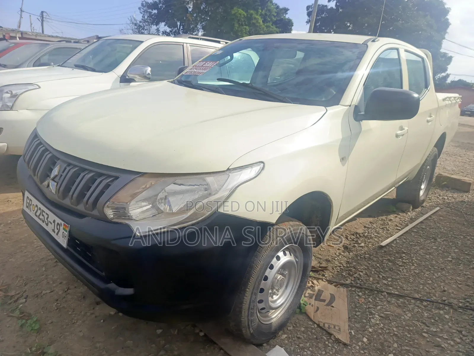 Mitsubishi L200 2016 White