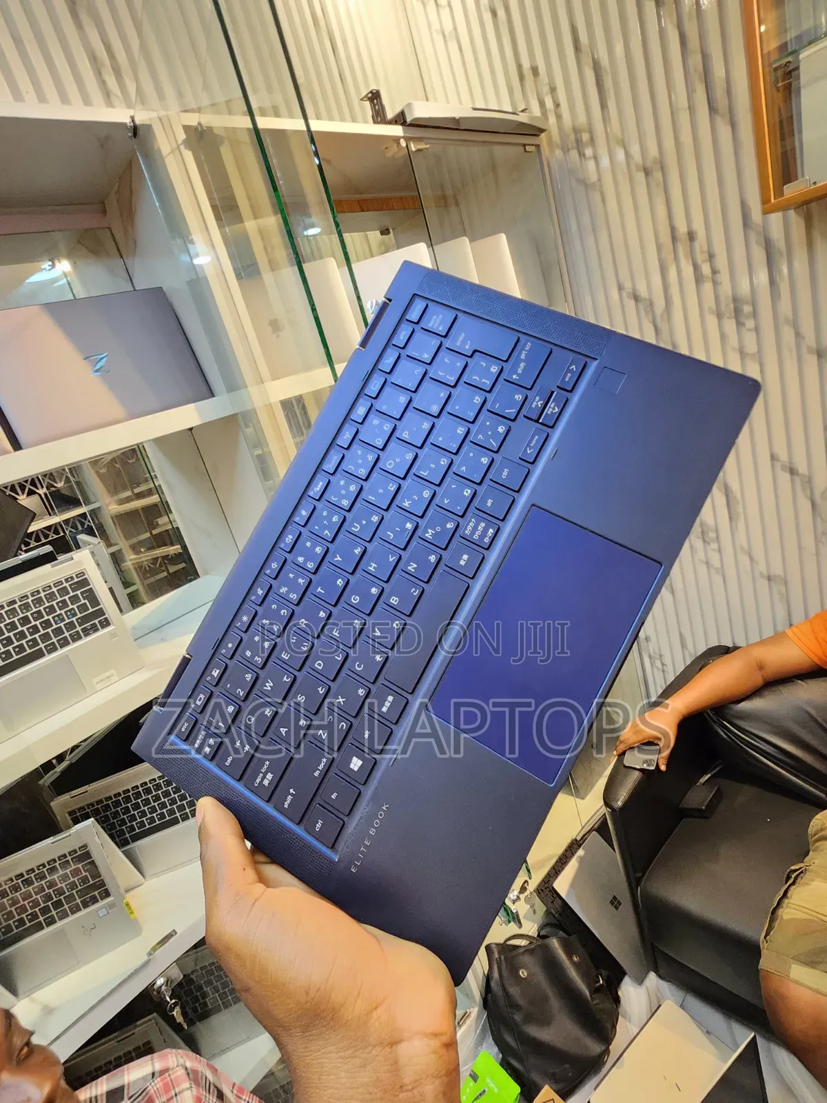 Laptop HP Dragonfly G1 8GB Intel Core i5 SSD 256GB