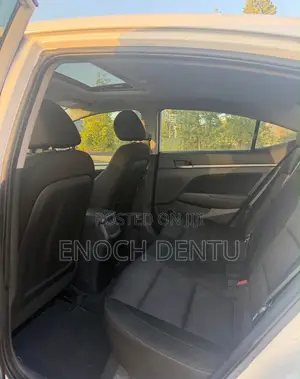 Hyundai Elantra 2017 White