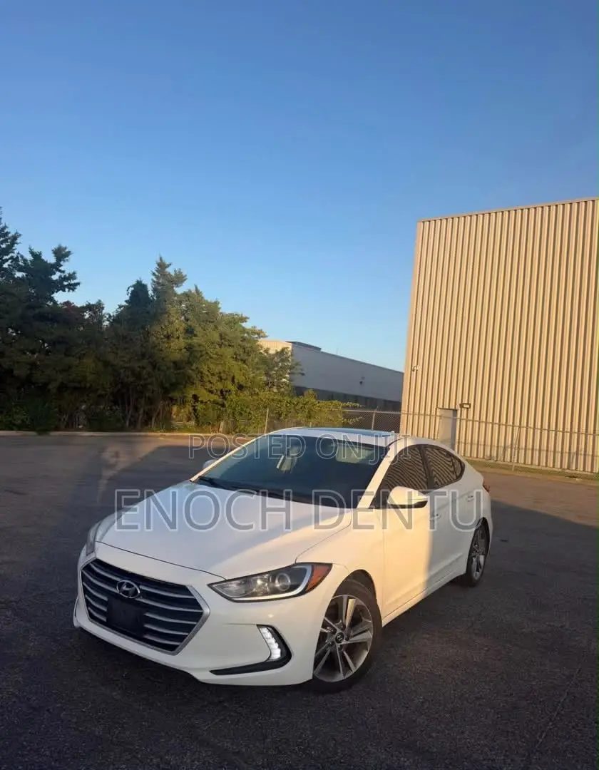 Hyundai Elantra 2017 White