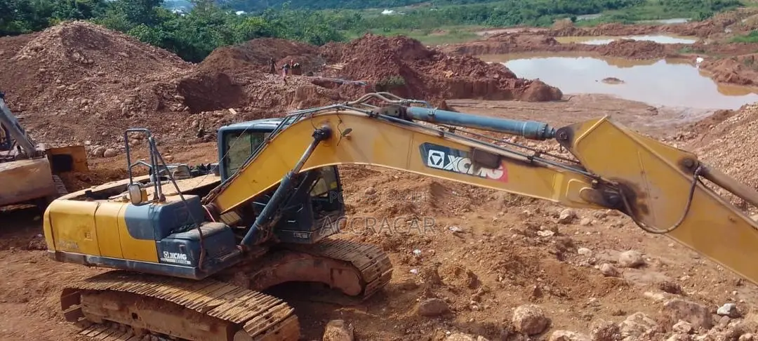Excavater XCMA Xe215da