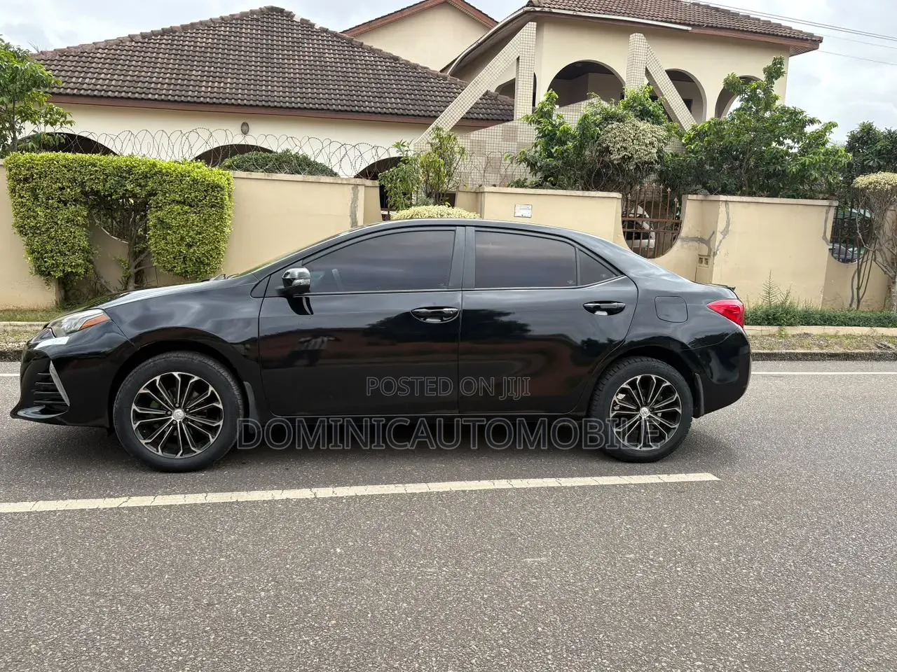 Toyota Corolla S 4dr Sedan (1.8L 4cyl CVT) 2016 Black