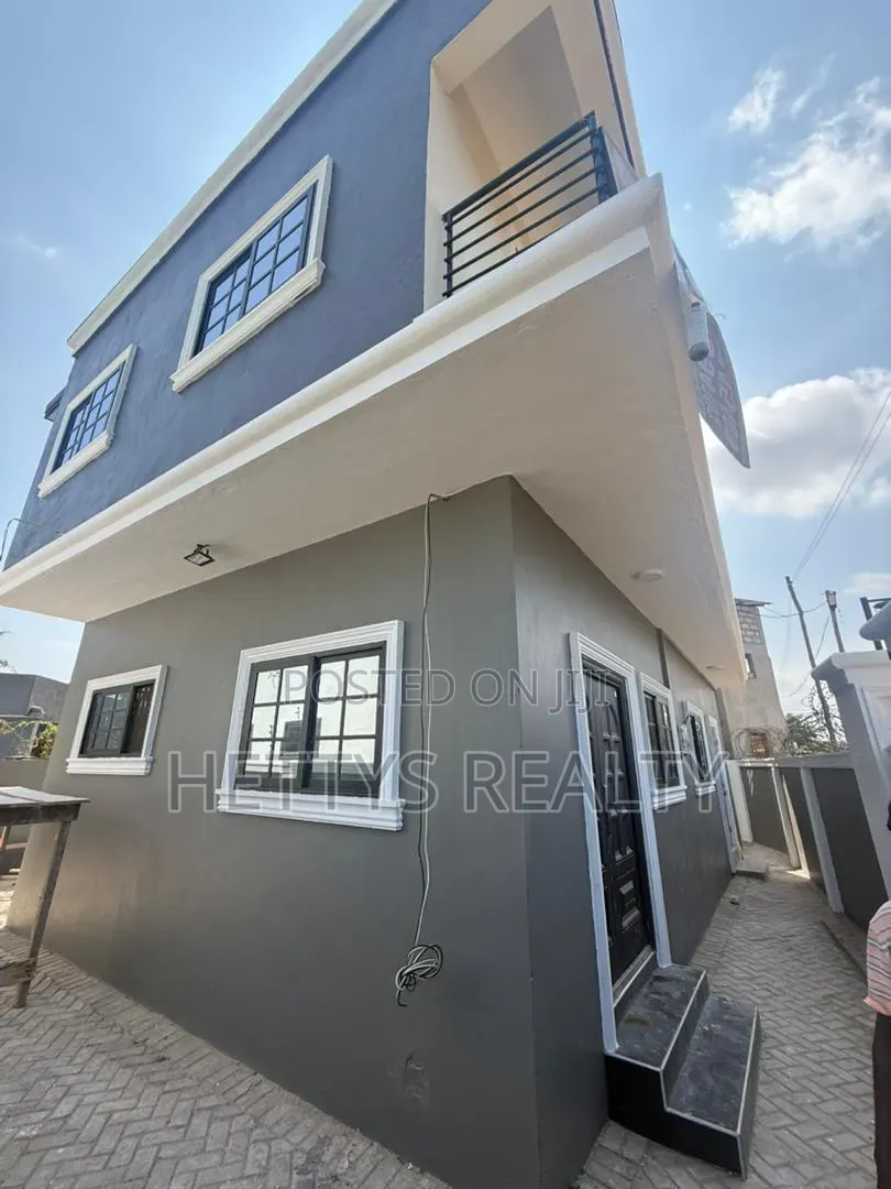 2bdrm House in Baah Yard for sale