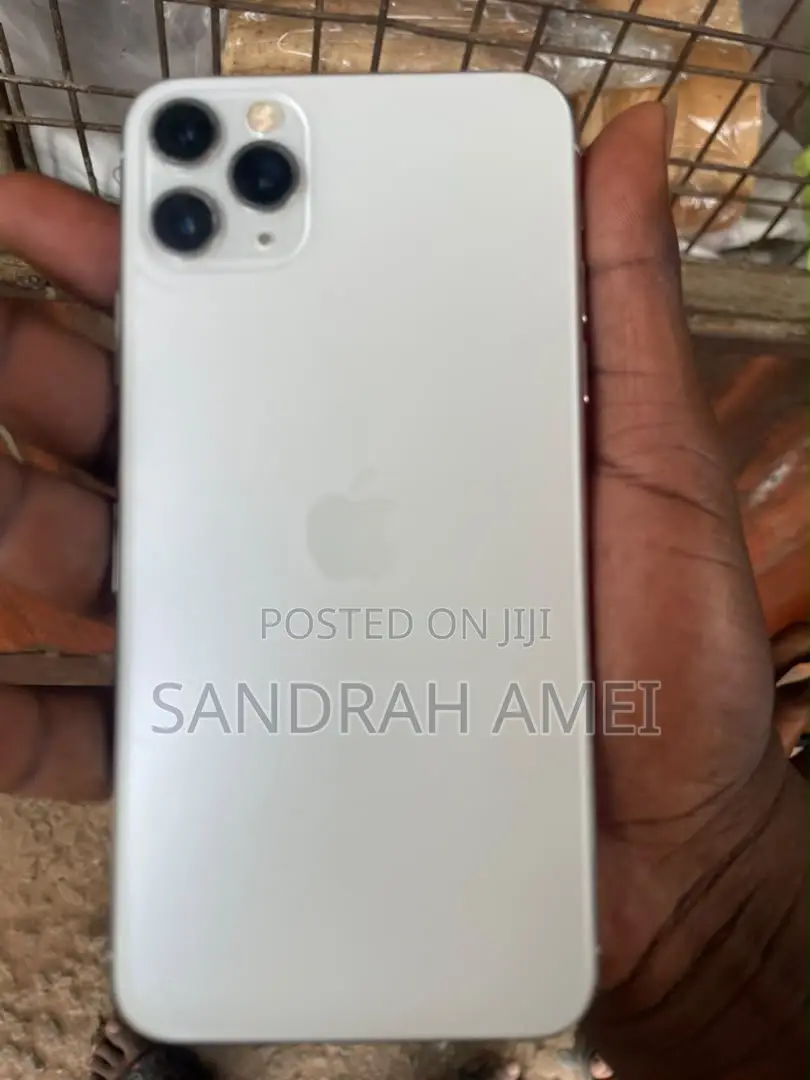 Apple iPhone 11 Pro Max 64 GB White