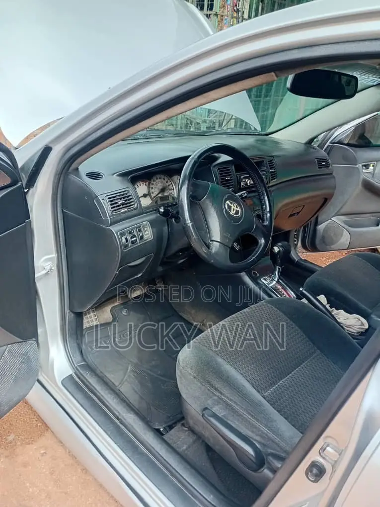Toyota Corolla S Special Edition 4dr Sedan (1.8L 4cyl 4A) 2013 Silver