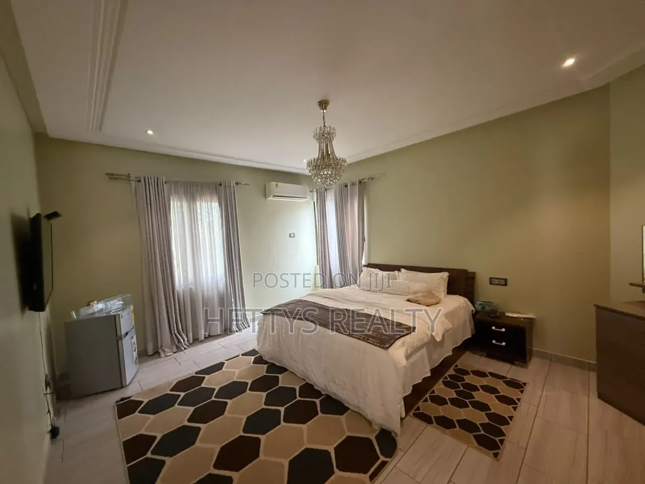 Furnished 4bdrm House in Boundary Road Area for rent