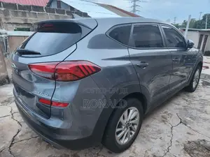 Hyundai Tucson SE AWD 2019 Gray
