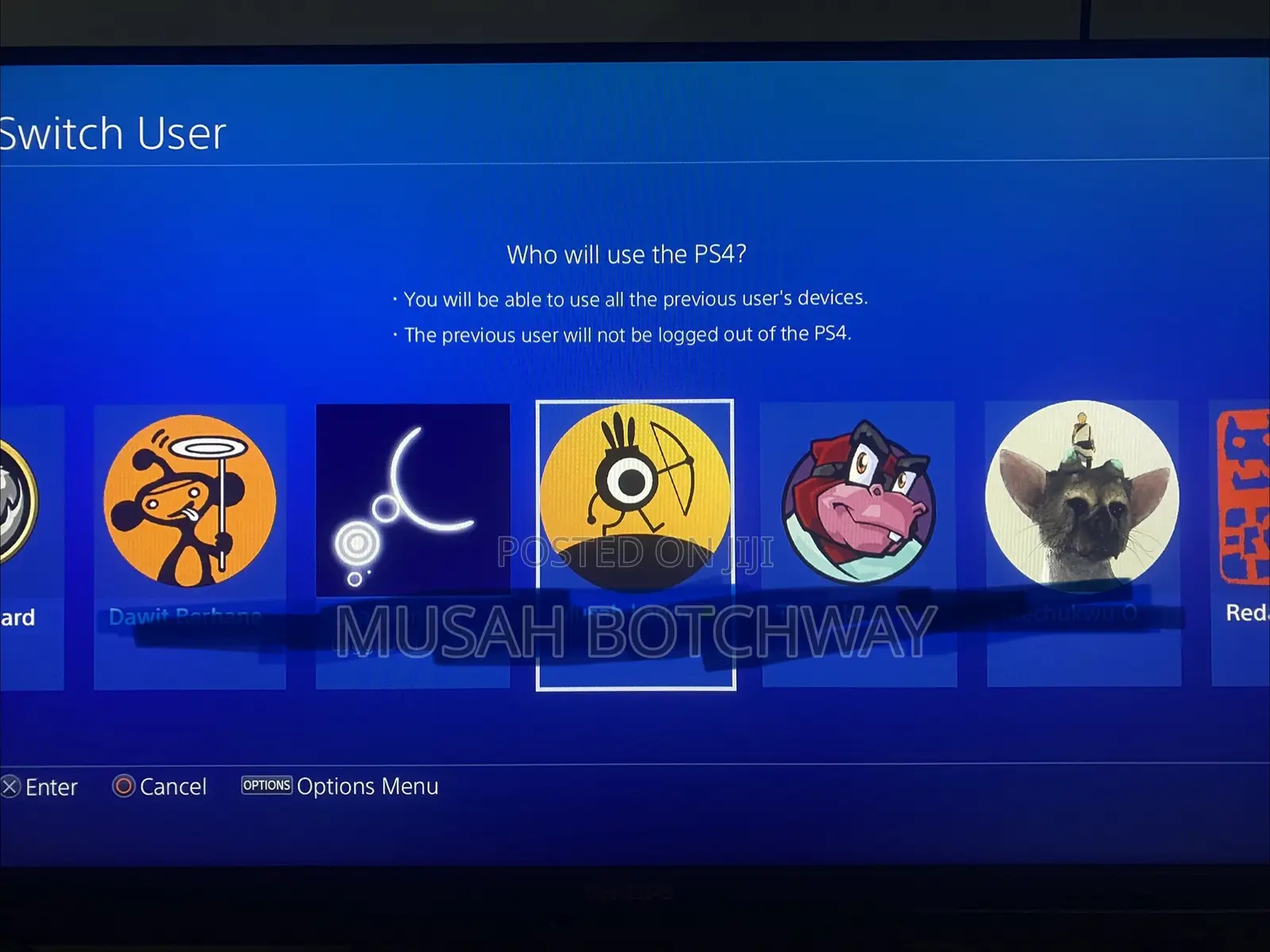 Sony PS4 Slim 1TB – Very Neat + 1 Controller