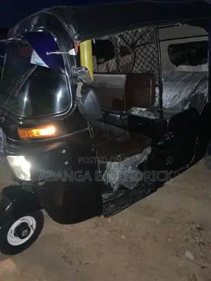Bajaj RE 2025 Black