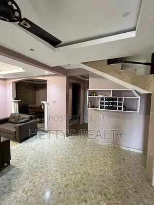 5bdrm House in Olebu for sale