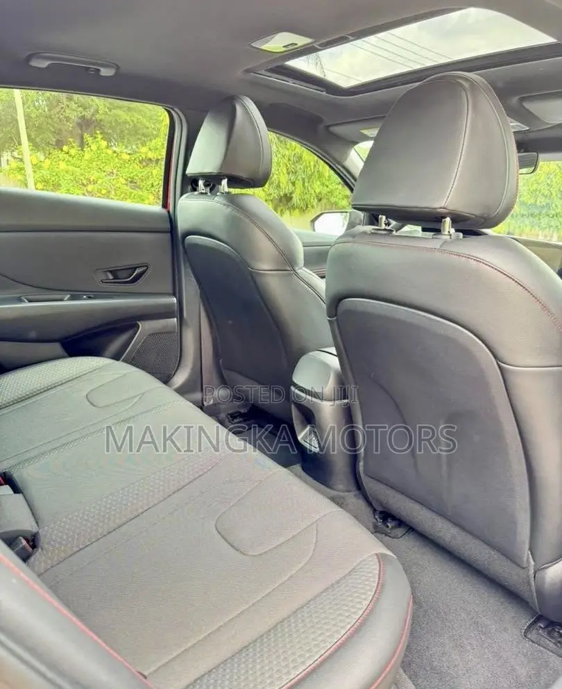 Hyundai Elantra SEL Sport IVT 2025 Red