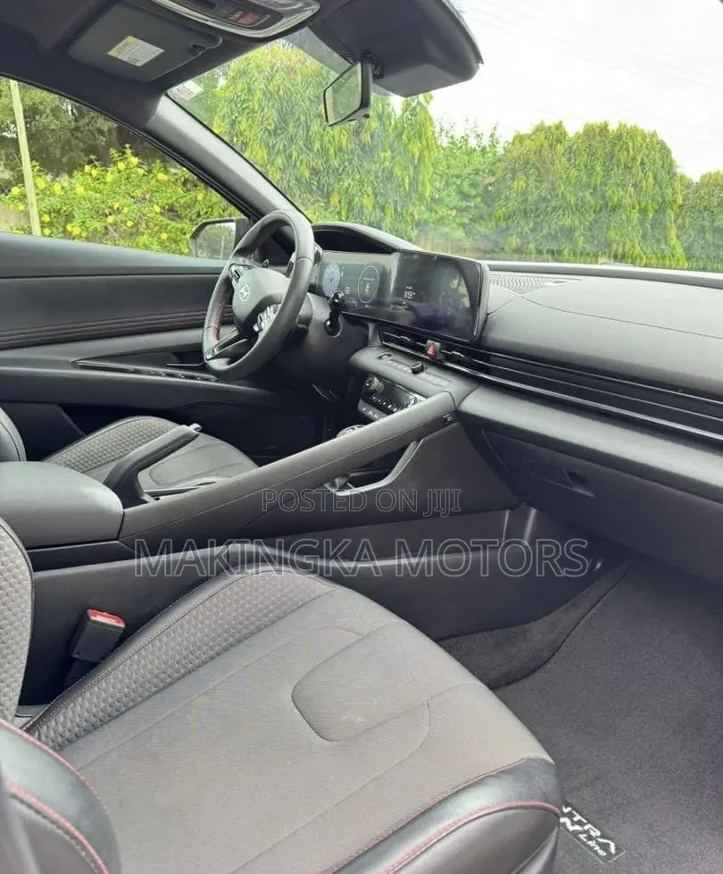 Hyundai Elantra SEL Sport IVT 2025 Red