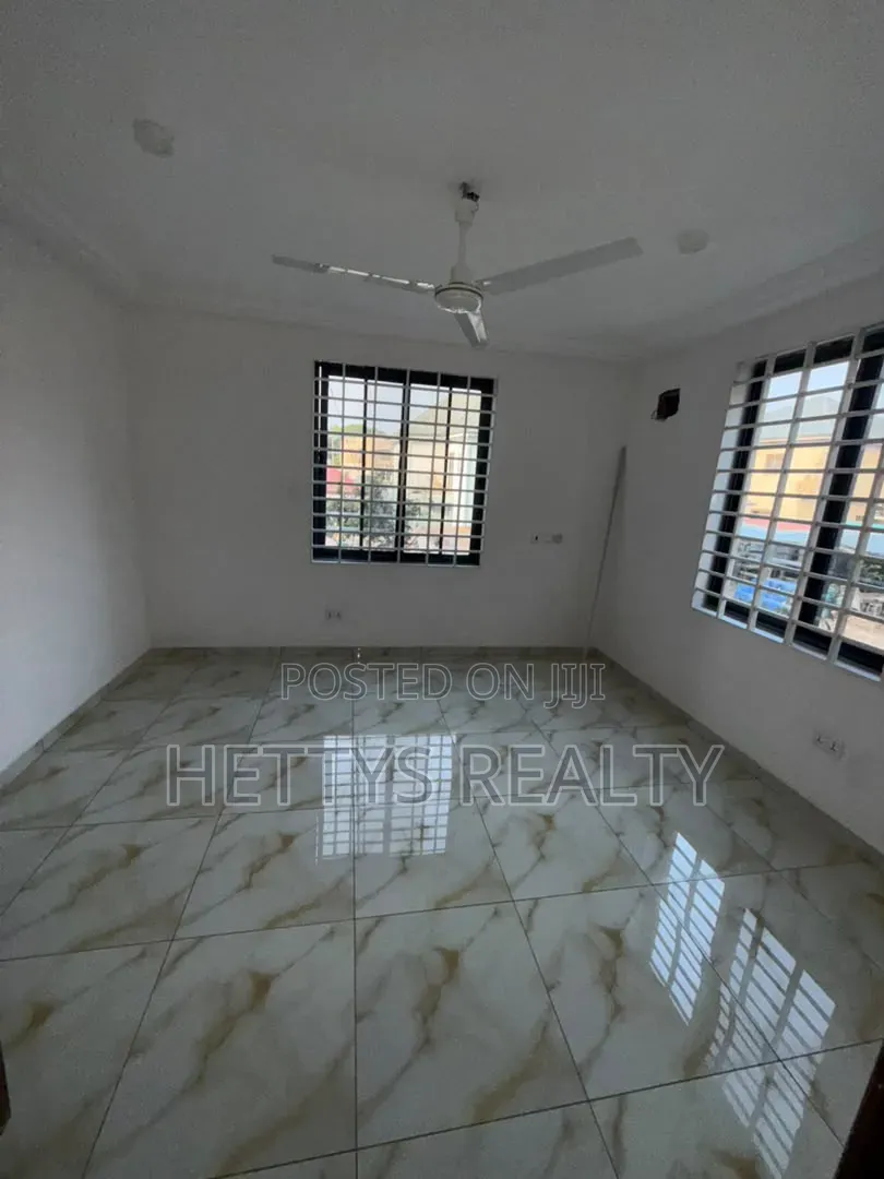 3bdrm Apartment in CP for rent