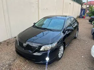 Toyota Corolla 2010 Black