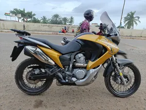 Honda 2014 Beige