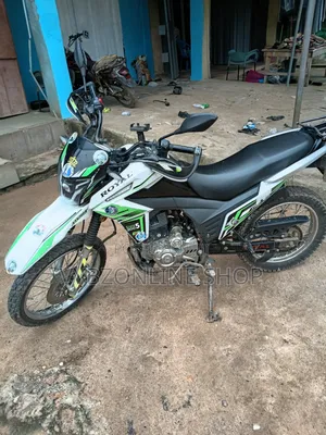 Royal Motorcycle 2025 Green