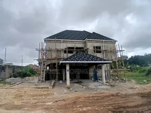 Quality Roof Installations and Rain Gutters