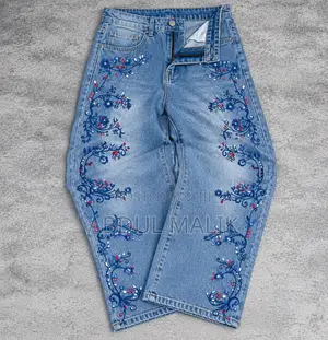 Baggy Jeans Available