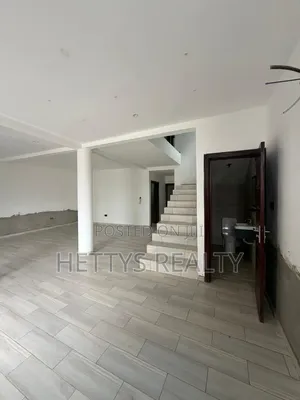 5bdrm House in Melcom for sale