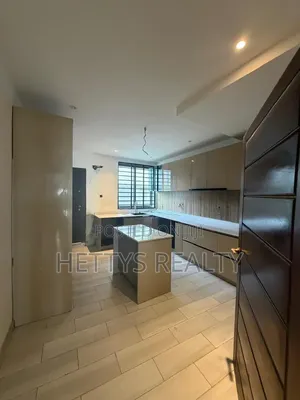5bdrm House in Melcom for sale