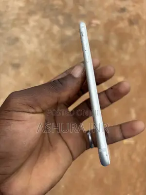 Apple iPhone 7 32 GB Silver